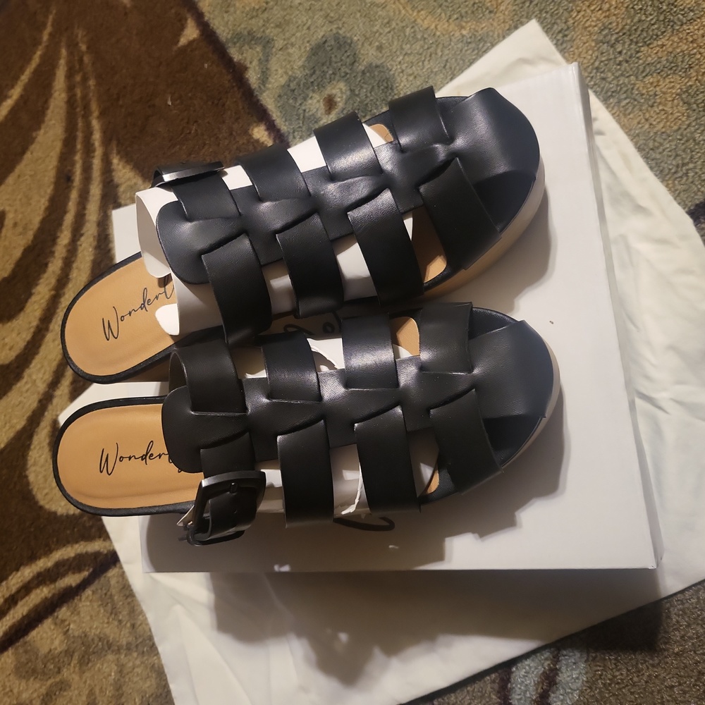 Wonderly Black Esther Heeled Sandals